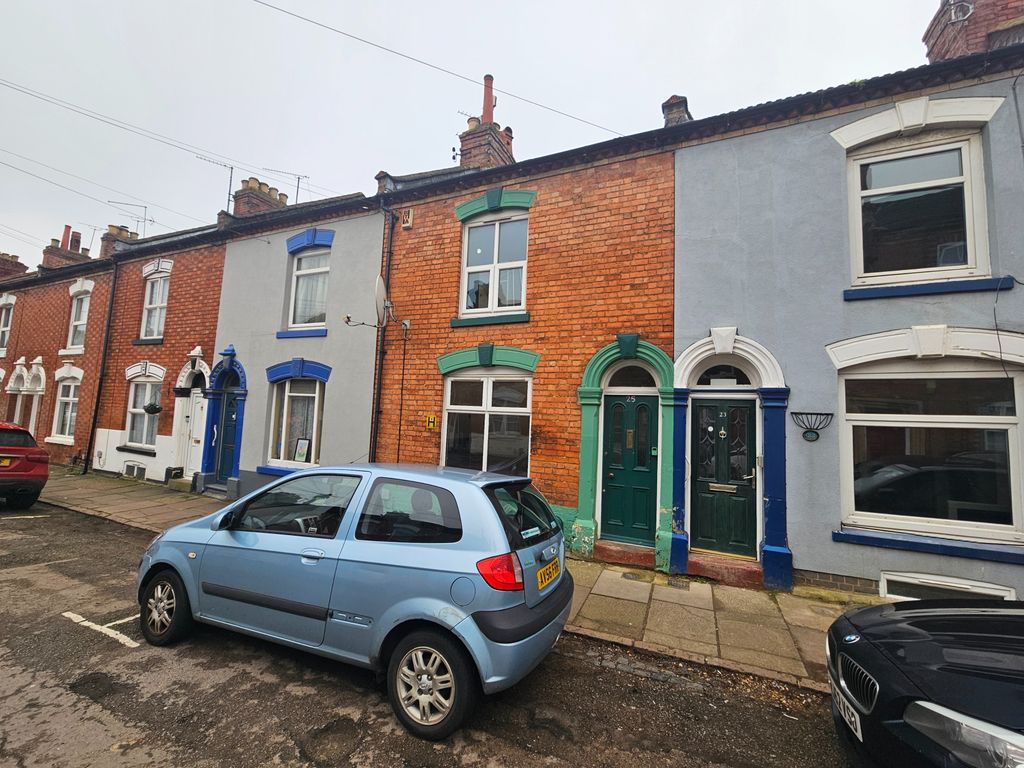 Property photo 1 of 11