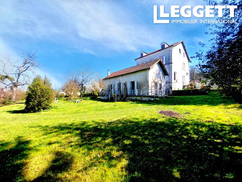 Property photo 2 of 9