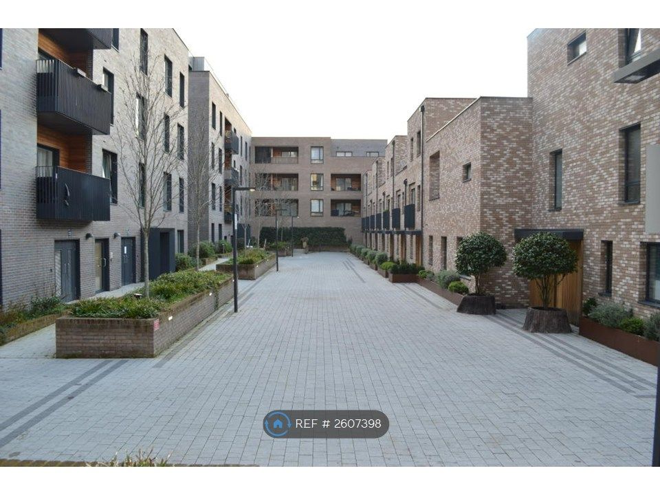 Property photo 3 of 20 Communal Area