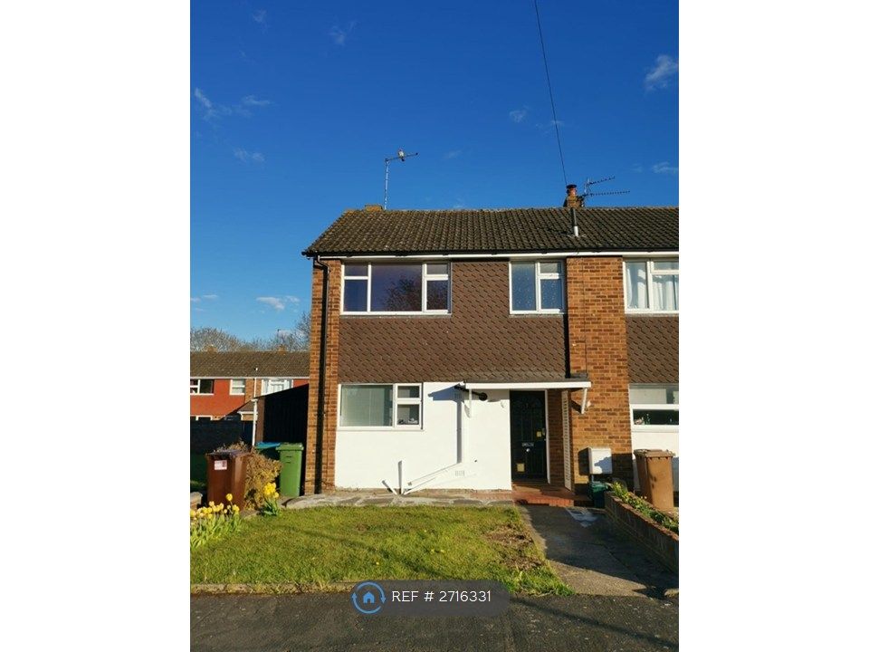 Property photo 1 of 8 Front