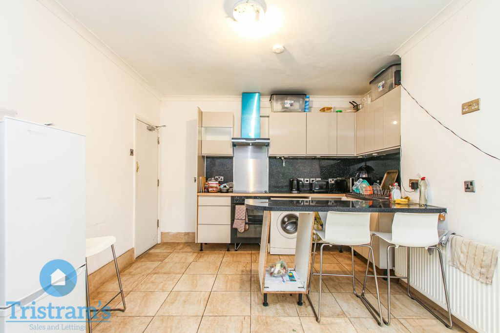 Property photo 2 of 16 Img_6480