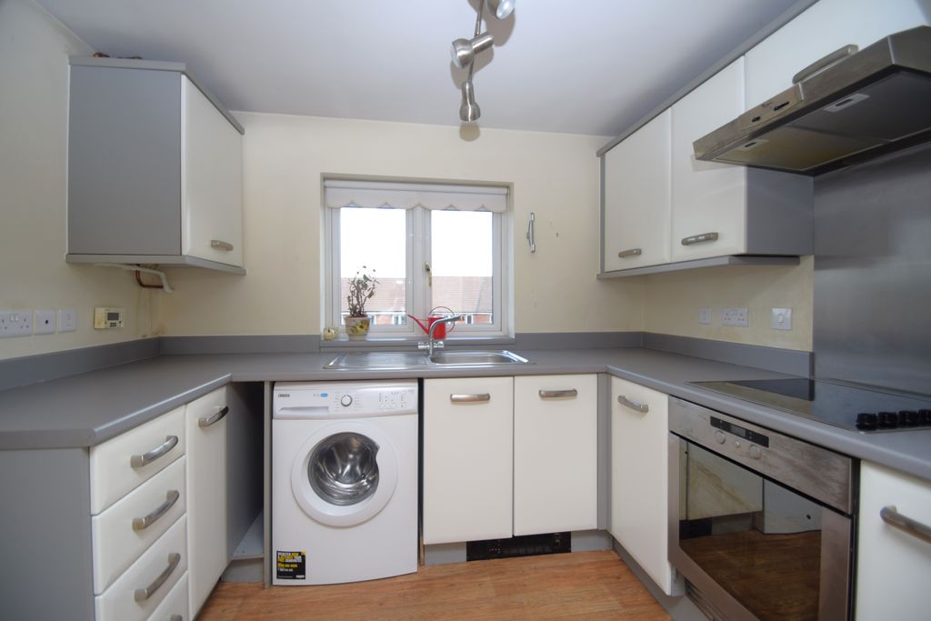 Property photo 2 of 11