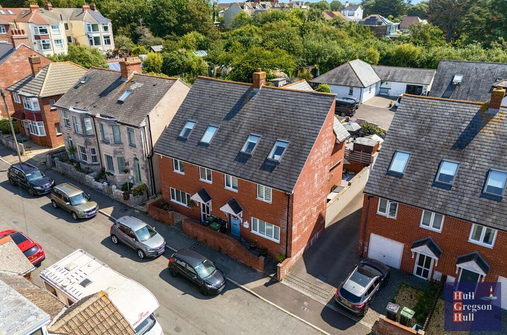 Property photo 1 of 21 Bf88c0B2-5245-4Bf9-84Ba-4494c6d03A80.Jpg