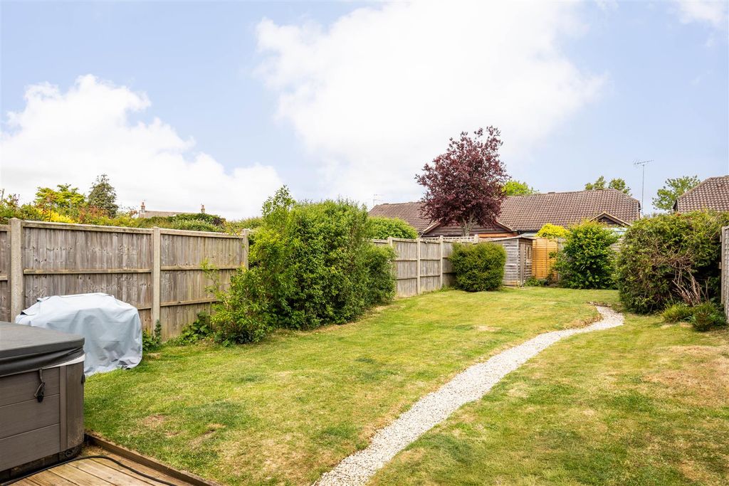 Property photo 3 of 18