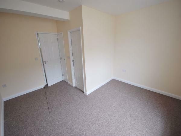 Property photo 2 of 3 Living Room