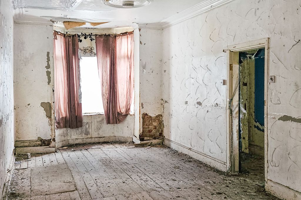 Property photo 2 of 6 16 York Street, Blackpool, Lancashire, Fy1 5Aq