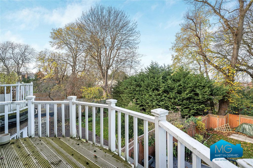 Property photo 3 of 22 Picture No. 53