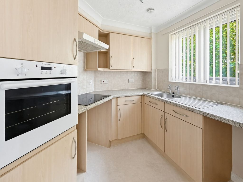 Property photo 2 of 18