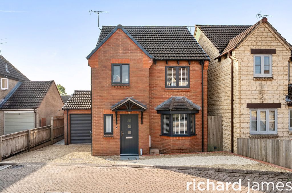 Property photo 1 of 18 B47E235E35014Df1Ac530c40Fdb801d8