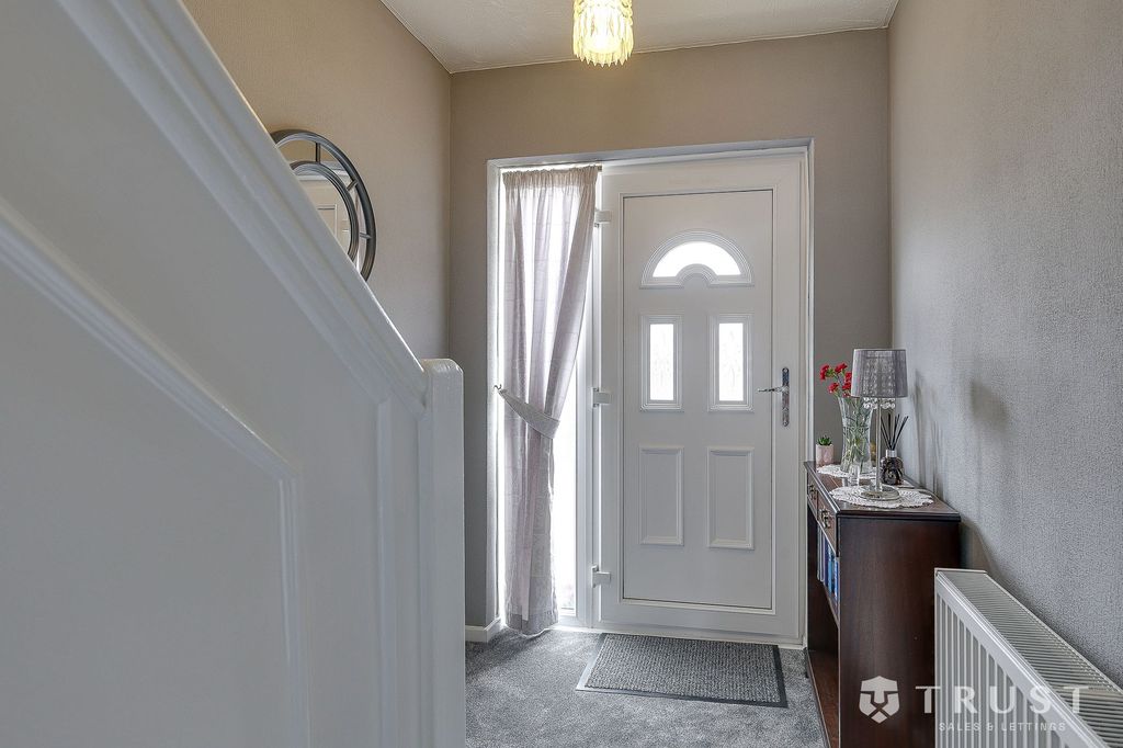 Property photo 3 of 29