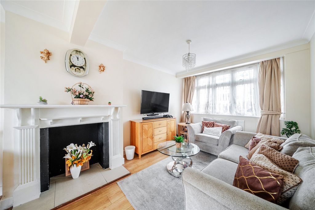 Property photo 2 of 26 Picture No. 18