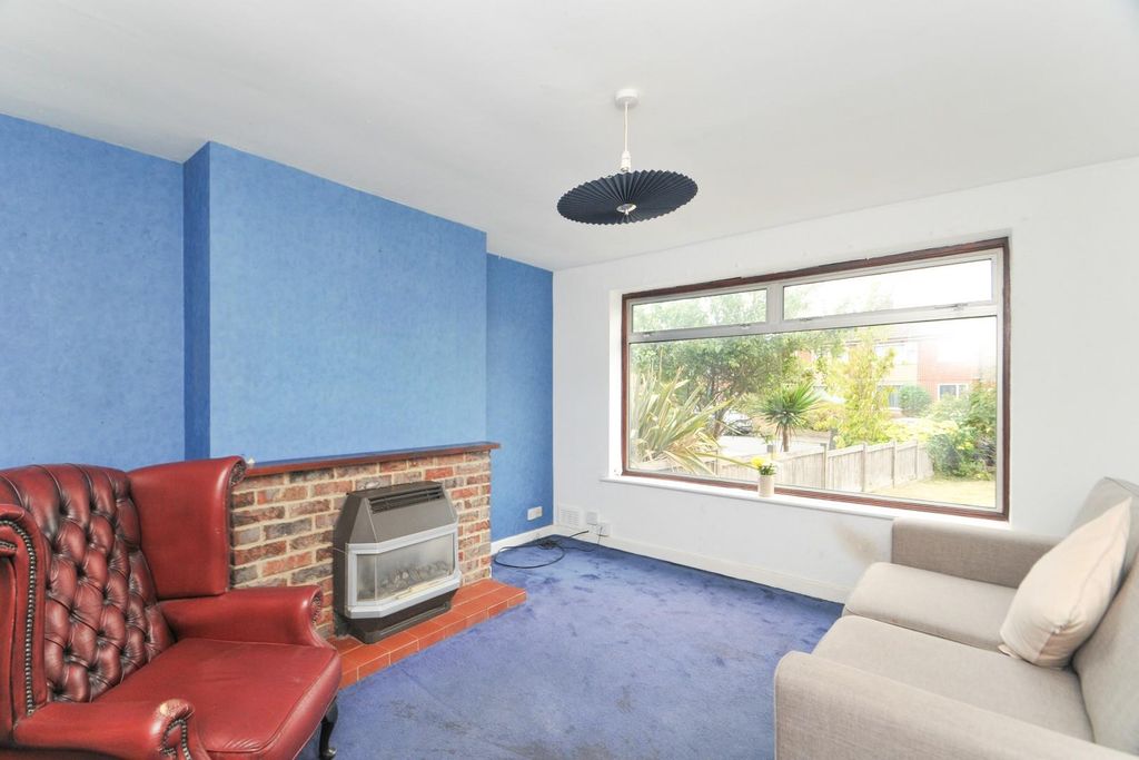 Property photo 2 of 12 Wentworth002.Jpg