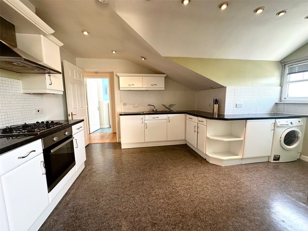 Property photo 3 of 13 Picture No. 29