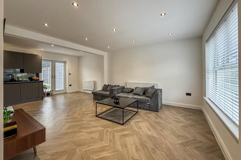 Property photo 3 of 12 Living Room