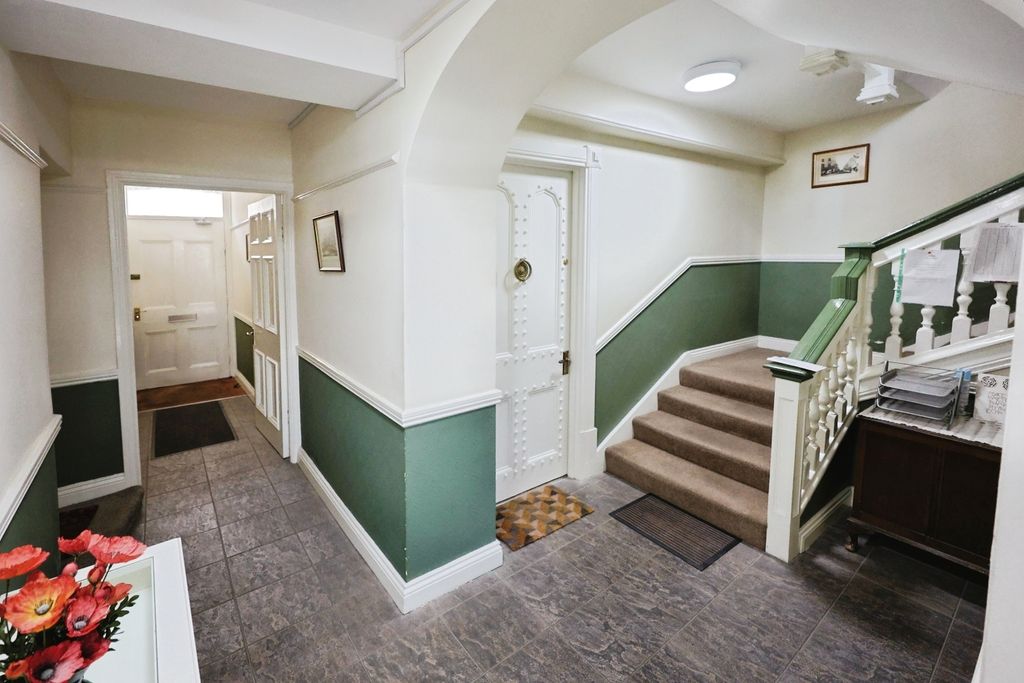 Property photo 2 of 11 Pbox-Img.Jpg