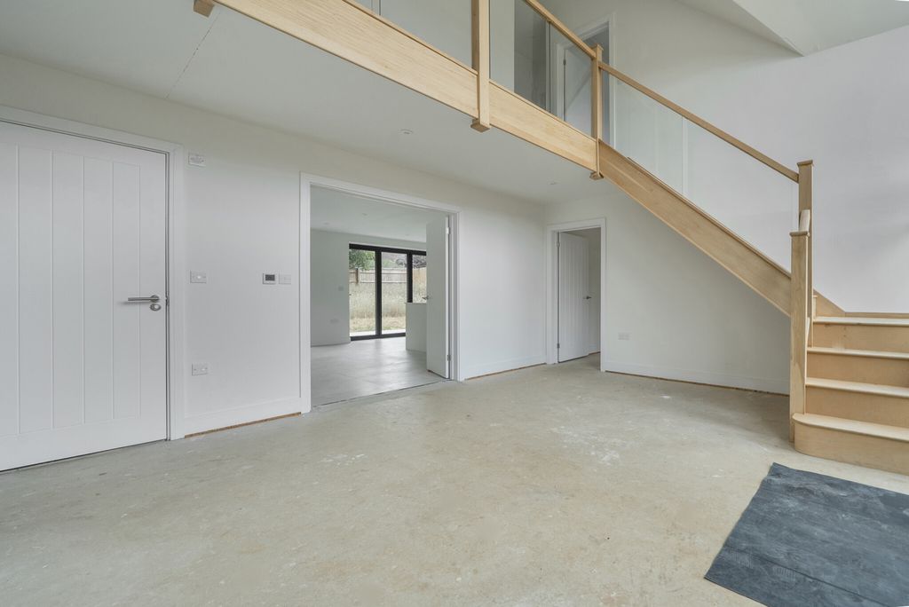 Property photo 3 of 24 1497351 (10).Jpg