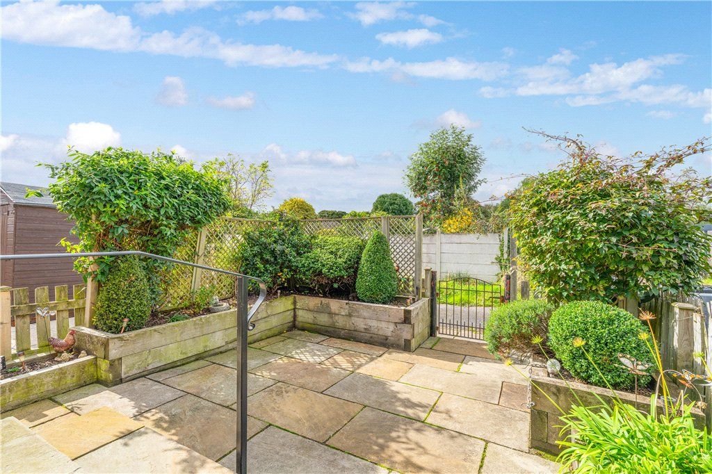 Property photo 2 of 10 Back Garden