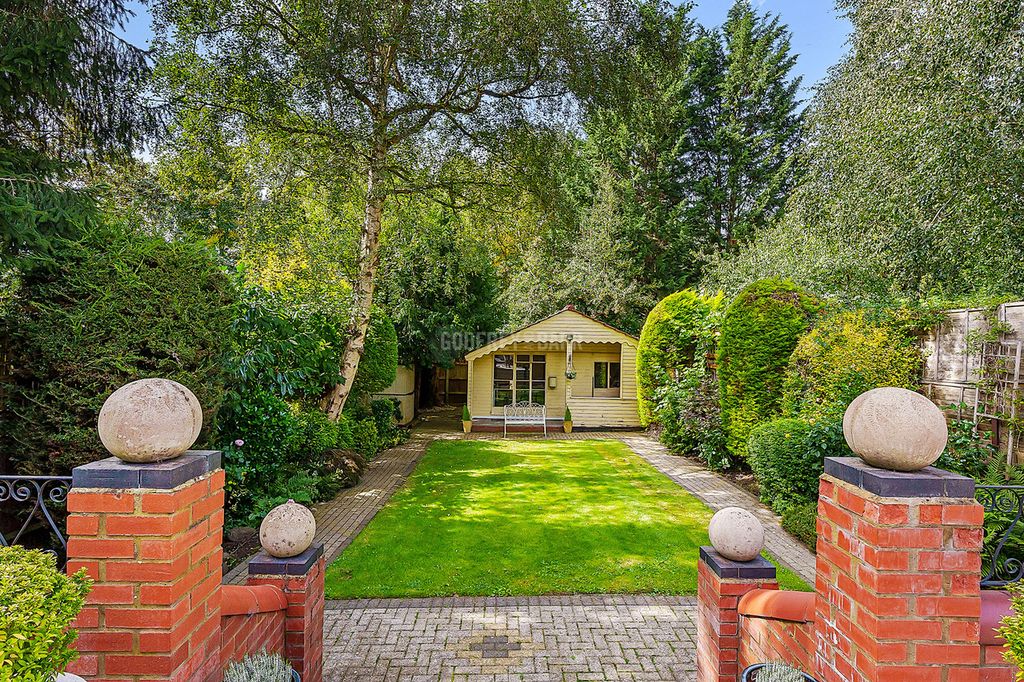 Property photo 2 of 22
