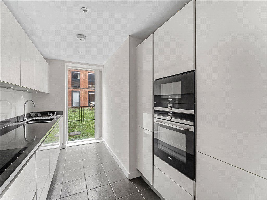 Property photo 1 of 19 Kitchen