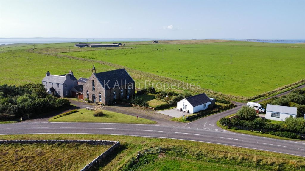 Property photo 3 of 40
