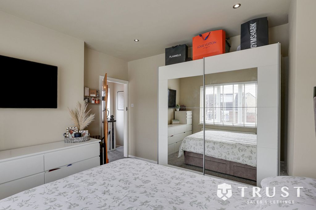 Additional image 17 of 3 bed detached house for saleMortimer Terrace, Healey, Batley WF17