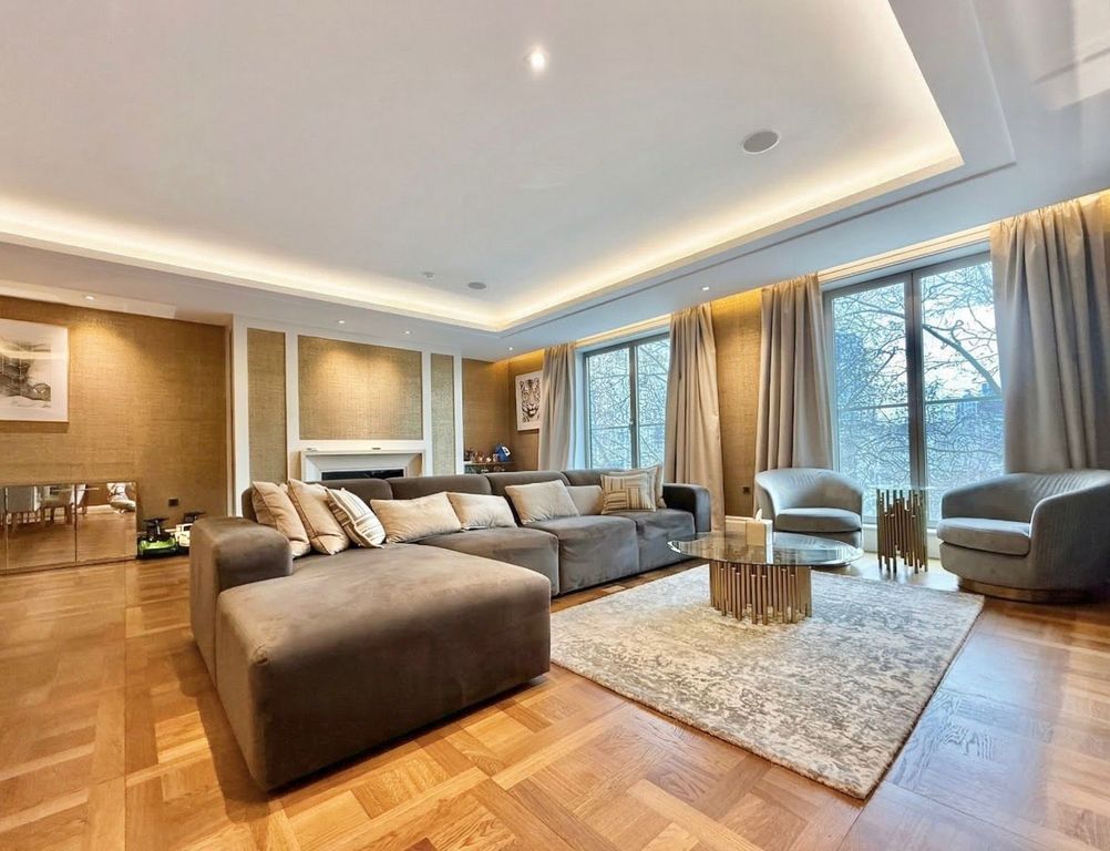 Property photo 1 of 26 Three Bedroom Apartment To Rent