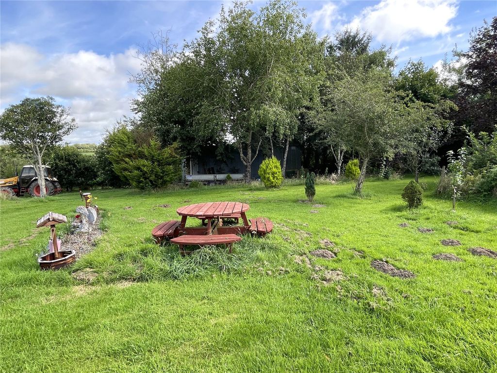 Property photo 3 of 27 Picture No. 03