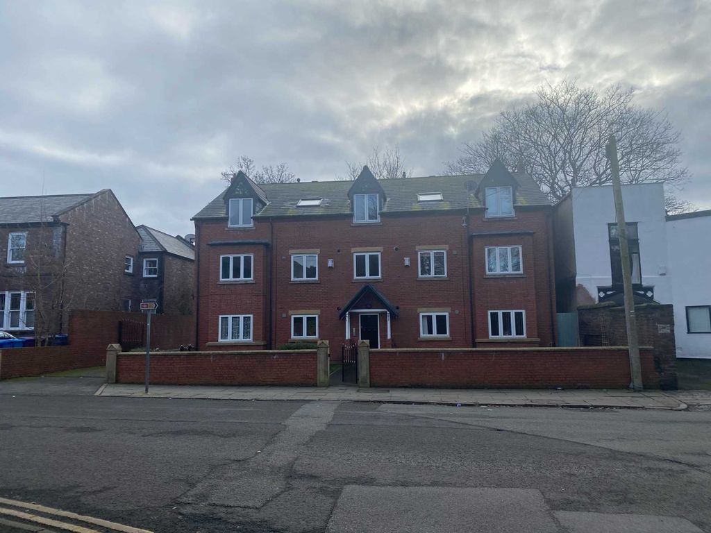 Property photo 3 of 23