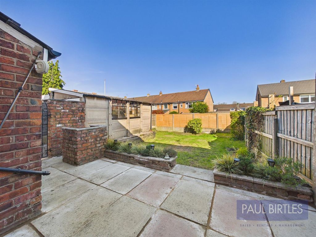 Property photo 2 of 18 Cam01301G0-Pr0739-Still014.Jpg