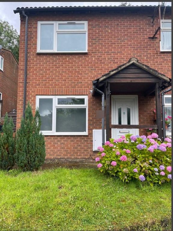 Property photo 2 of 11 Photo 1