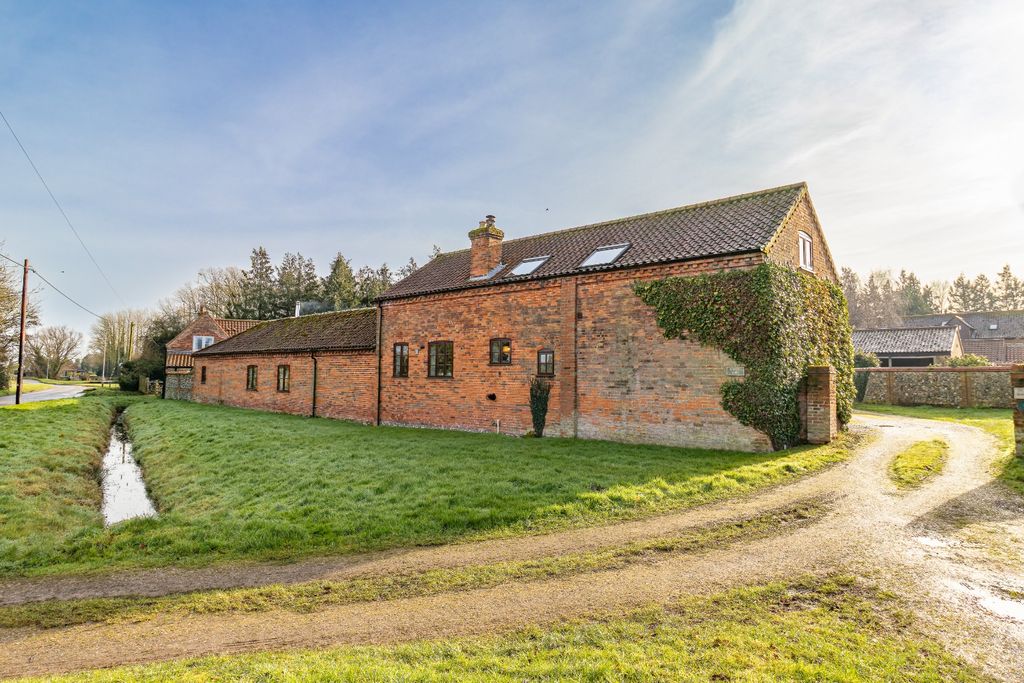 Property photo 2 of 50 4801455