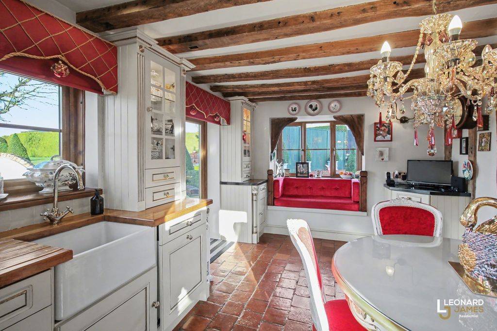 Property photo 2 of 36 Kitchen Diner