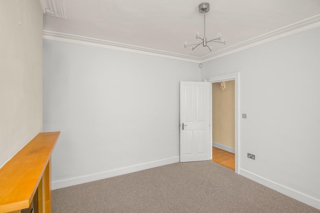 Property photo 3 of 19 27_Fitzroystreet-2.Jpg
