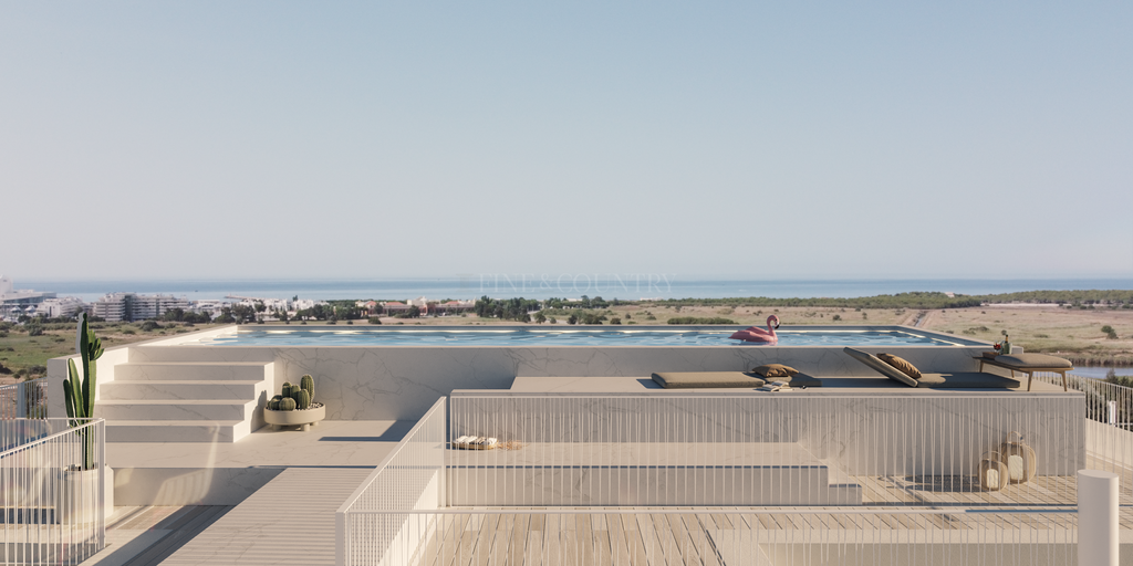 Property photo 2 of 26