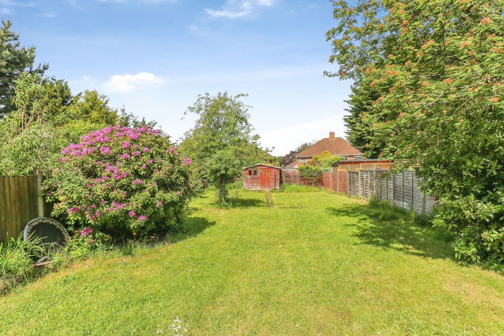 Property photo 2 of 16