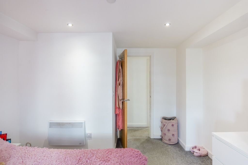 Additional image 9 of 2 bed flat for saleWheatley Court, Halifax HX2