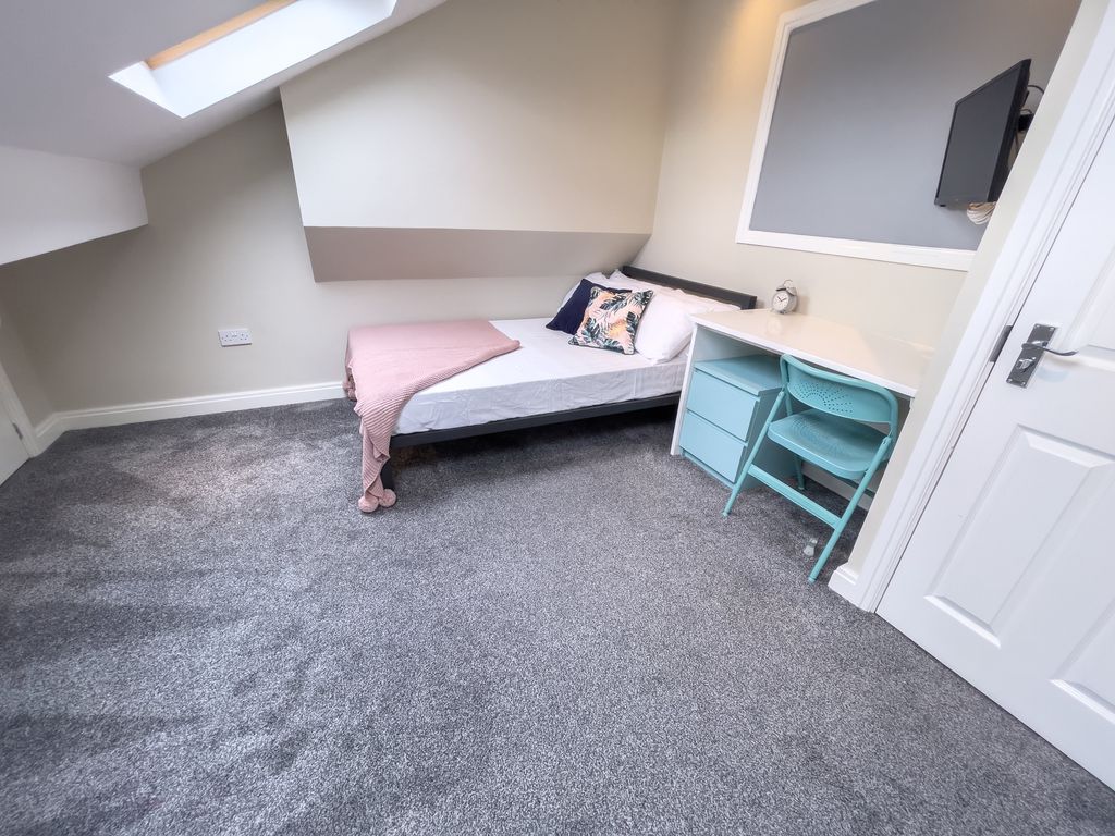 Property photo 1 of 11 Img_1330