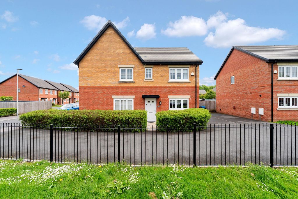 Property photo 1 of 24