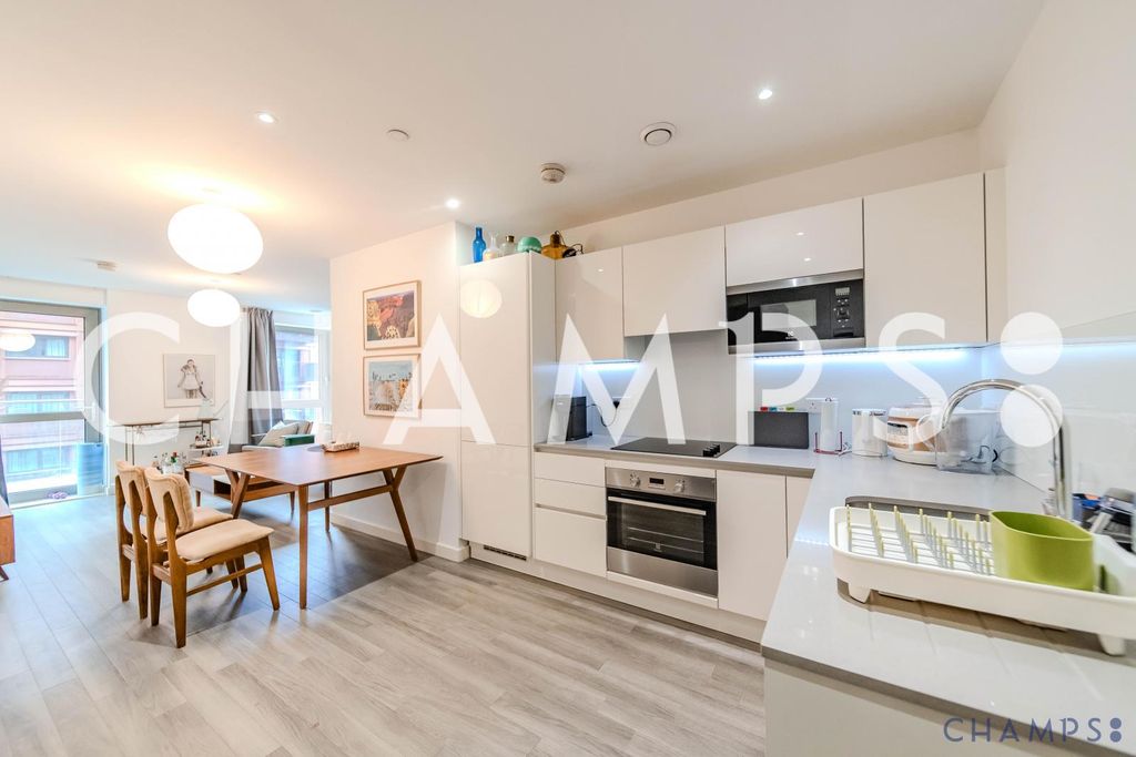 Property photo 2 of 7 Gallery