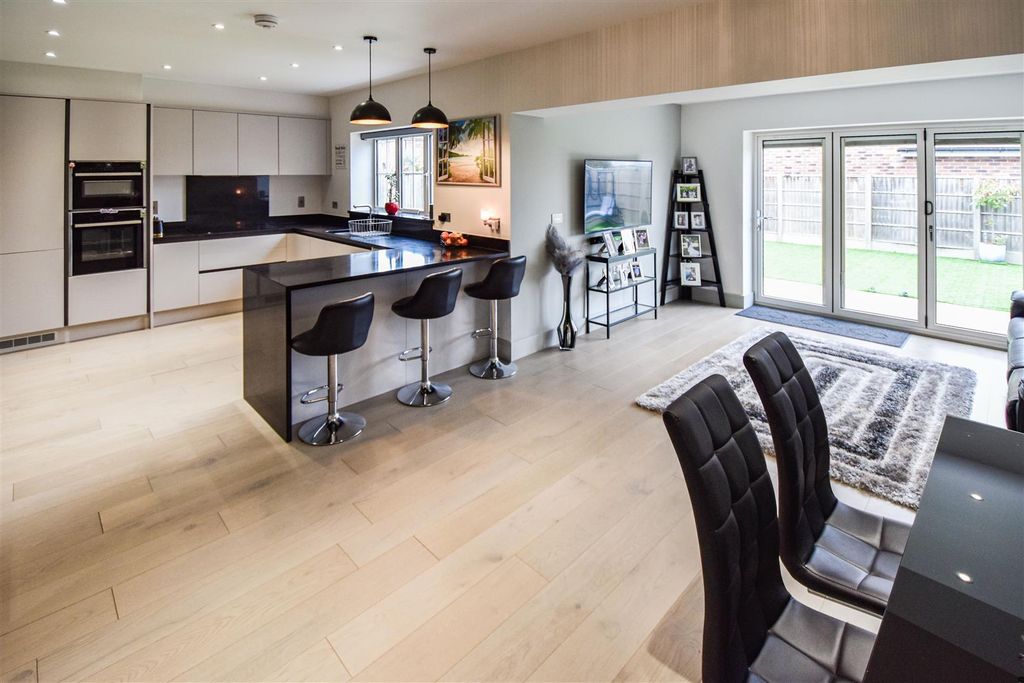 Property photo 2 of 22 Dsc_0432.Jpg