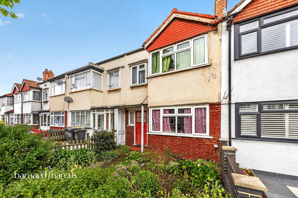 Property photo 1 of 17