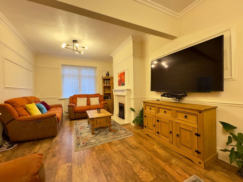 Property photo 3 of 26