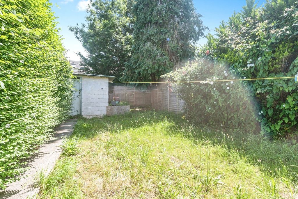 Property photo 3 of 3 Picture No. 03