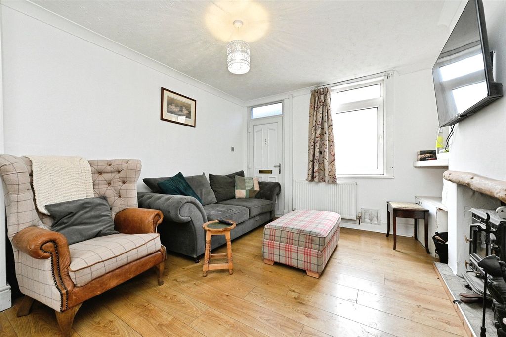 Property photo 2 of 14 Picture No. 01