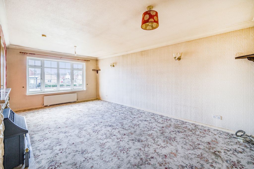 Property photo 2 of 16 1270283 (2)