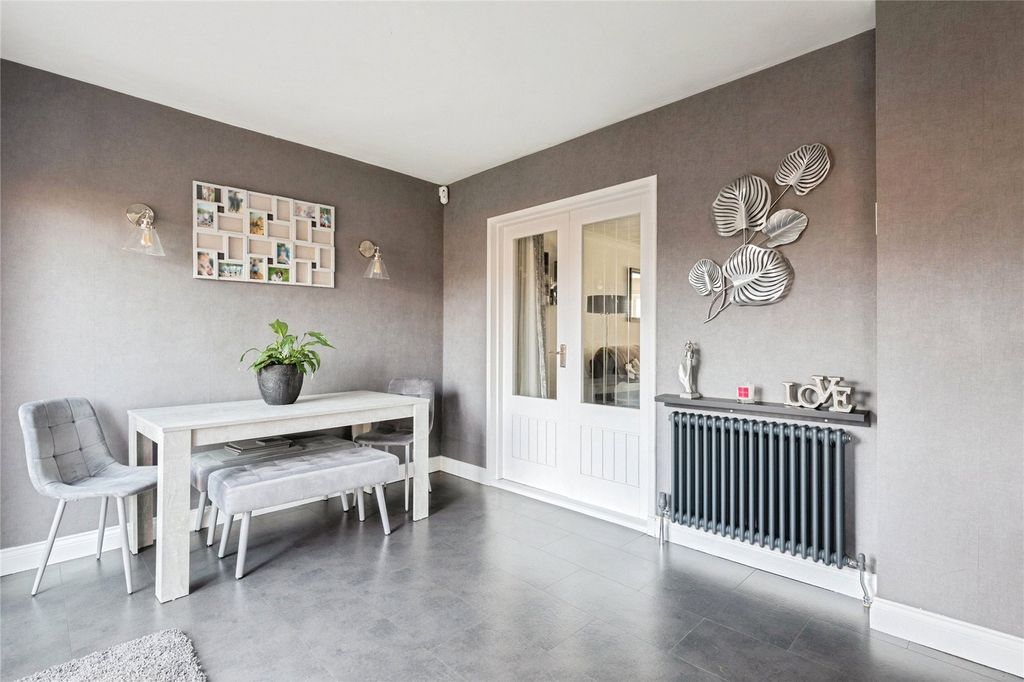 Property photo 3 of 27 Picture No. 05