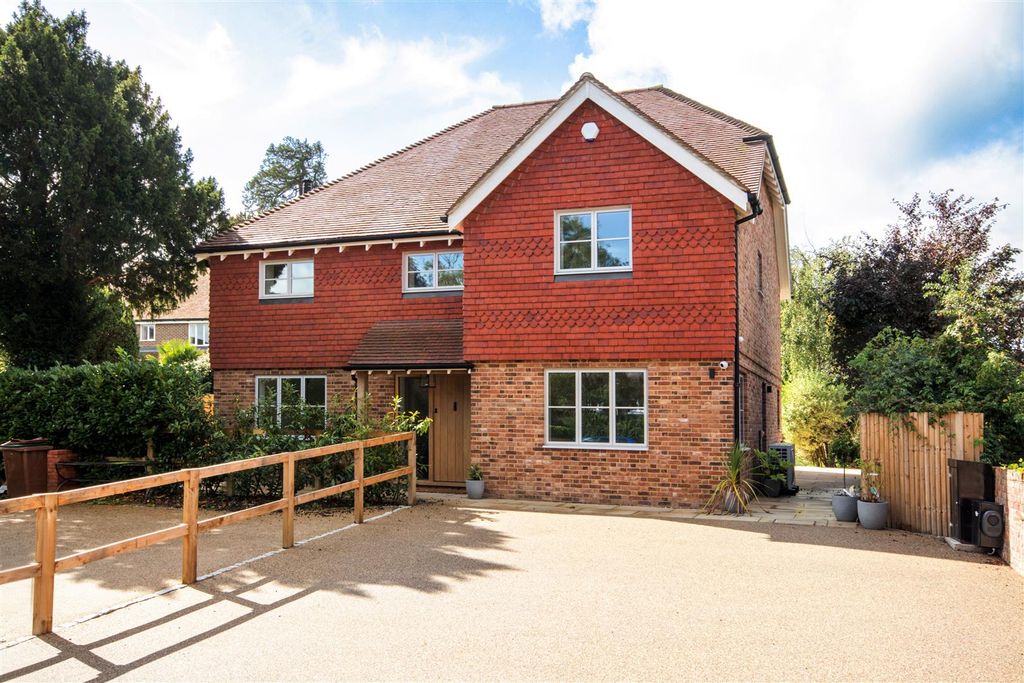 Property photo 1 of 33 61449_005.Jpg