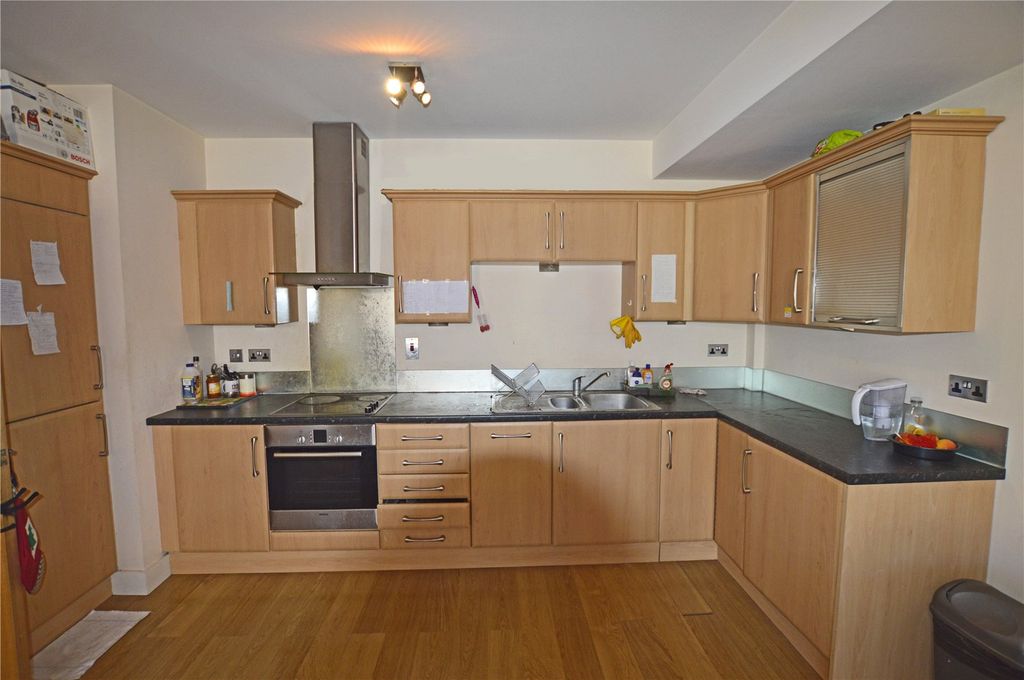 Property photo 3 of 4 Kitchen
