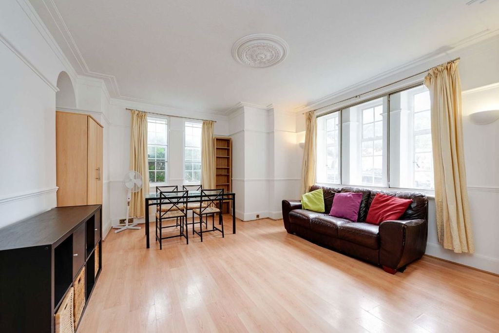 Property photo 2 of 6