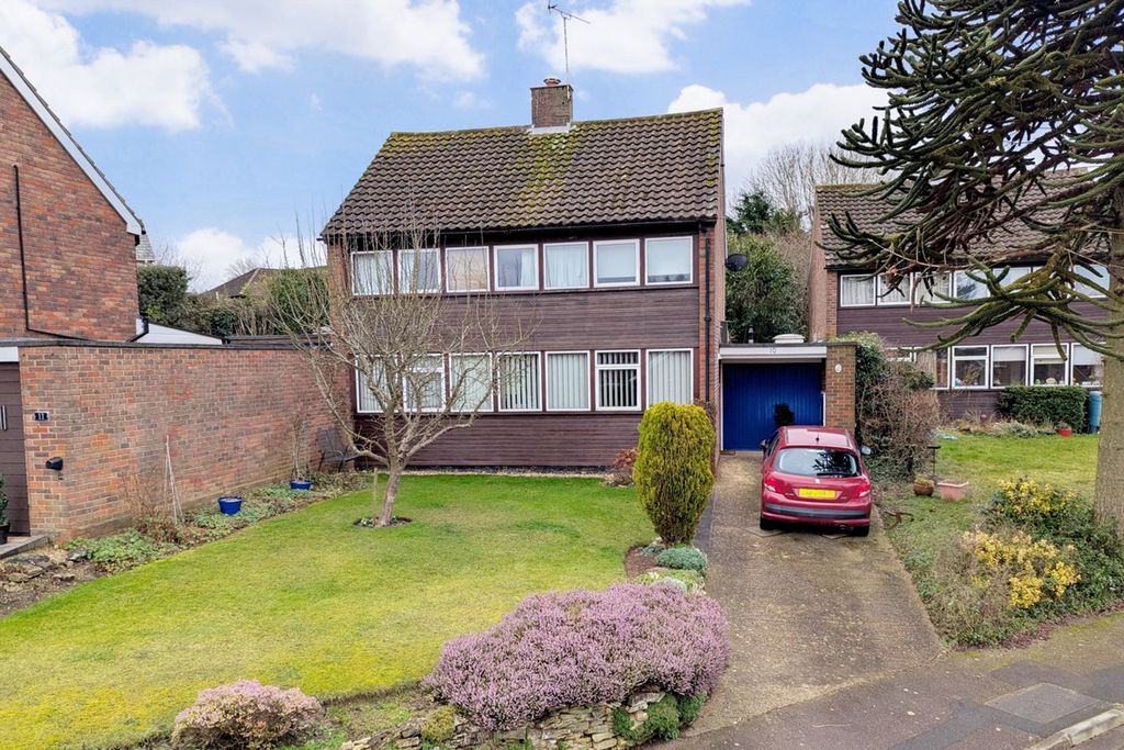 Property photo 3 of 26